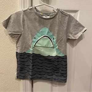 Tommy Bahama shark tee with mouth that opens. Size 3T.